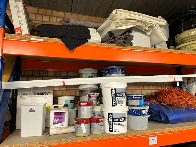 Lot materiaal - afbeelding 1 van  6