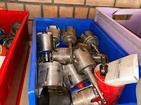 Lot materiaal - afbeelding 5 van  8