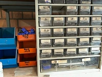 Lot materiaal - afbeelding 5 van  7