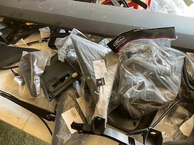 Lot mercedes onderdelen - afbeelding 14 van  115