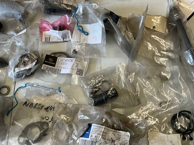 Lot mercedes onderdelen - afbeelding 24 van  115