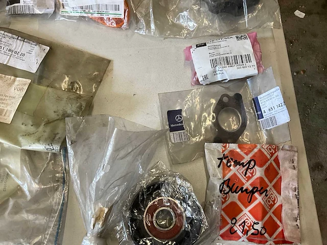 Lot mercedes onderdelen - afbeelding 29 van  115