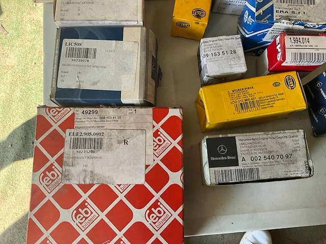 Lot mercedes onderdelen - afbeelding 28 van  115