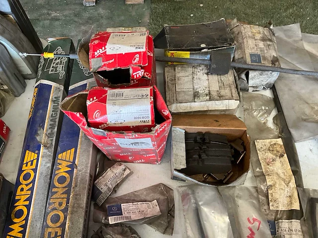 Lot mercedes onderdelen - afbeelding 56 van  115