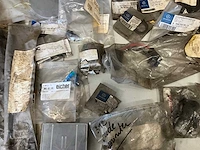 Lot mercedes onderdelen - afbeelding 63 van  115