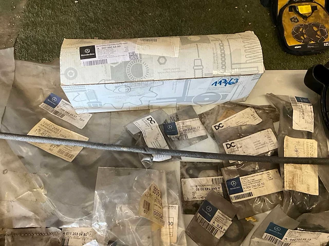 Lot mercedes onderdelen - afbeelding 65 van  115