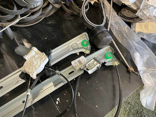 Lot mercedes onderdelen - afbeelding 76 van  115