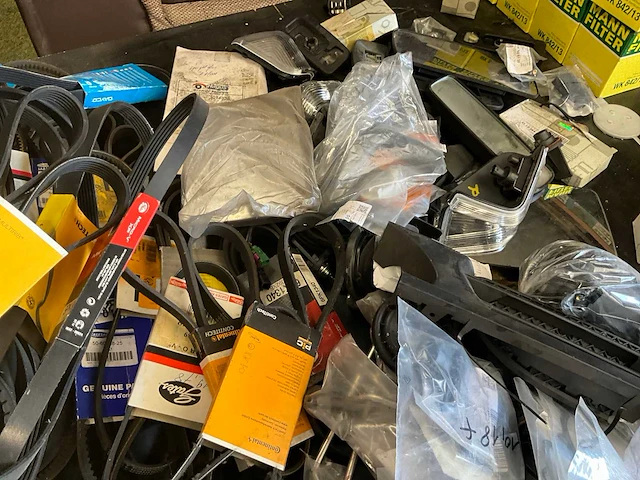 Lot mercedes onderdelen - afbeelding 82 van  115
