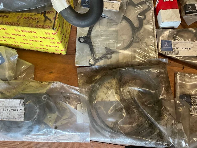 Lot mercedes onderdelen - afbeelding 113 van  115