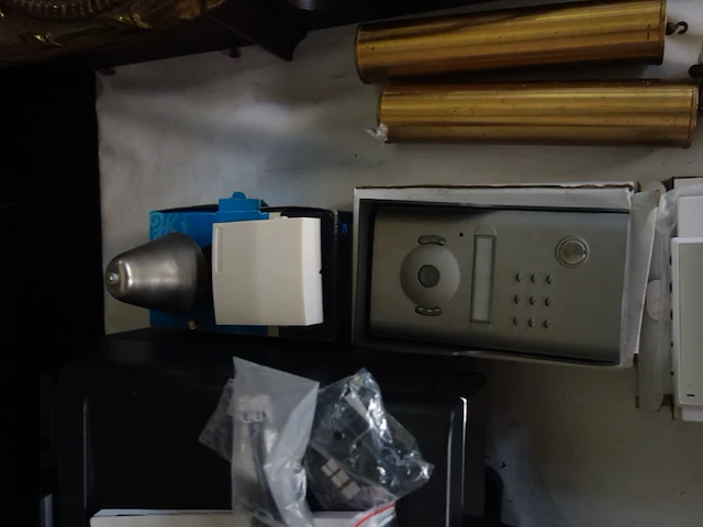 Lot met deurbel met camera, deuralarm, bel - afbeelding 3 van  3