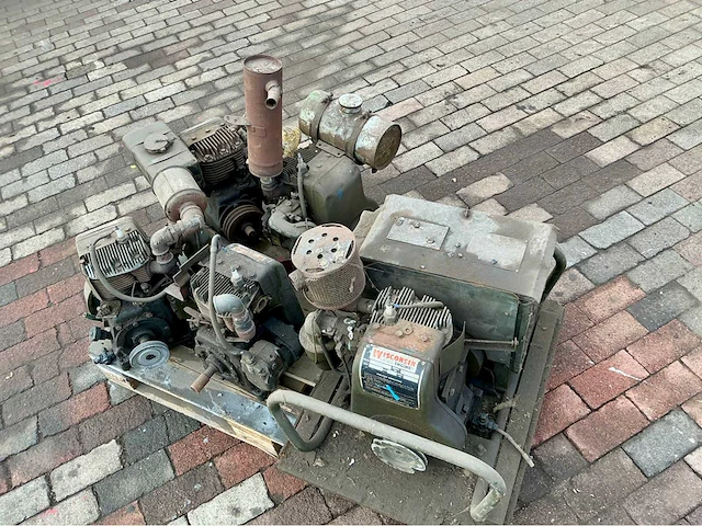 Lot motors - afbeelding 3 van  5
