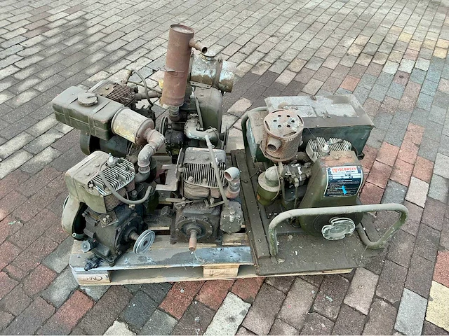 Lot motors - afbeelding 4 van  5