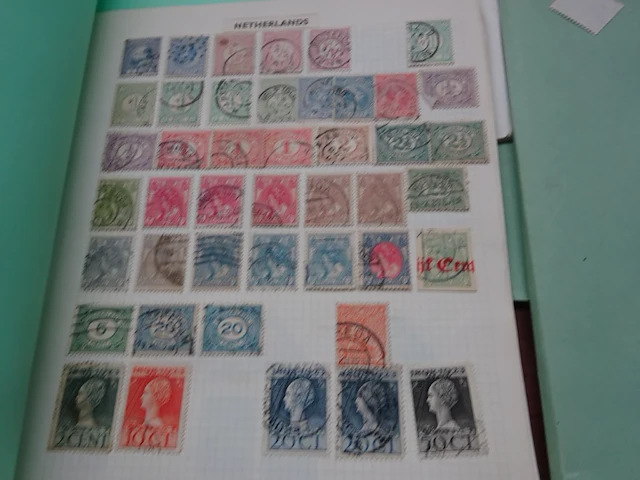 Lot nederland 600 gestempelde zegels - afbeelding 1 van  1