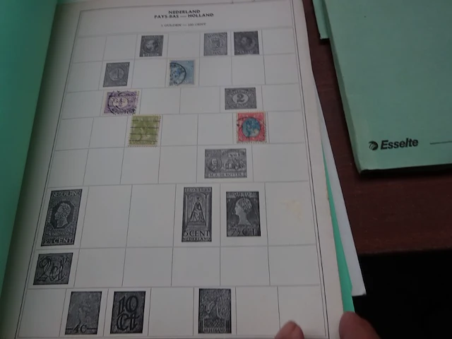 Lot nederland met klassiek 450 zegels - afbeelding 1 van  2