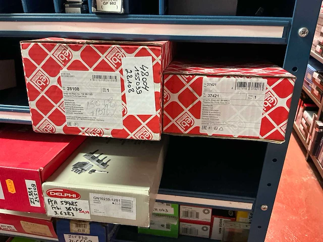 Lot ontstekingsonderdelen - afbeelding 10 van  16
