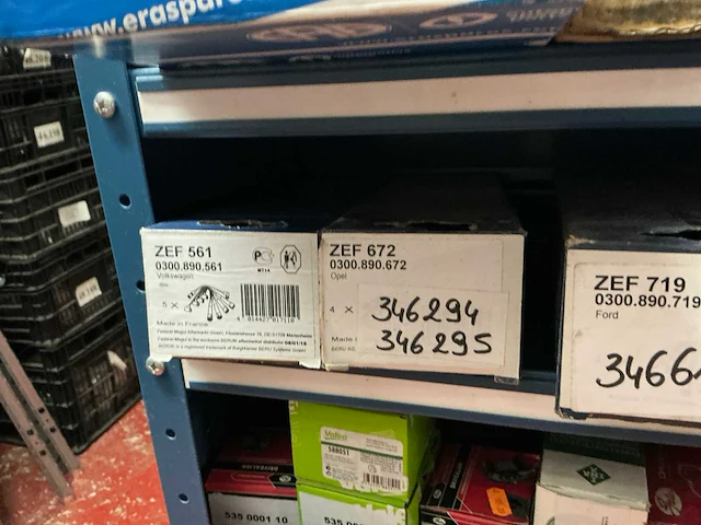 Lot ontstekingsonderdelen - afbeelding 14 van  16