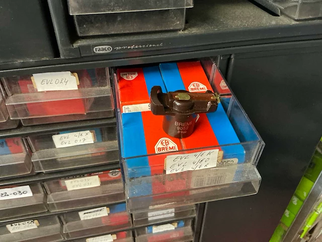 Lot ontstekingsonderdelen - afbeelding 15 van  16