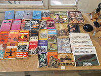 Lot oorlogsboeken - afbeelding 1 van  2