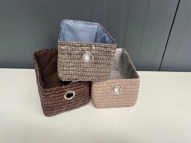 Lot opbergmandjes - 29 stuks - 3 kleuren - 21 x 13 x 11 cm. - afbeelding 1 van  3