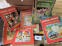 Lot oude strips in bananendoos - afbeelding 2 van  6