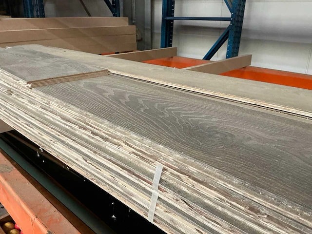 Lot parket - afbeelding 3 van  4