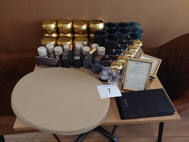 Lot peper/zout/kaarsen/placemats - afbeelding 1 van  6