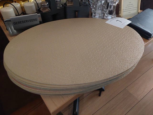 Lot peper/zout/kaarsen/placemats - afbeelding 2 van  6