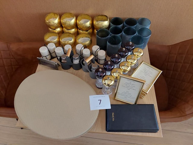 Lot peper/zout/kaarsen/placemats - afbeelding 6 van  6