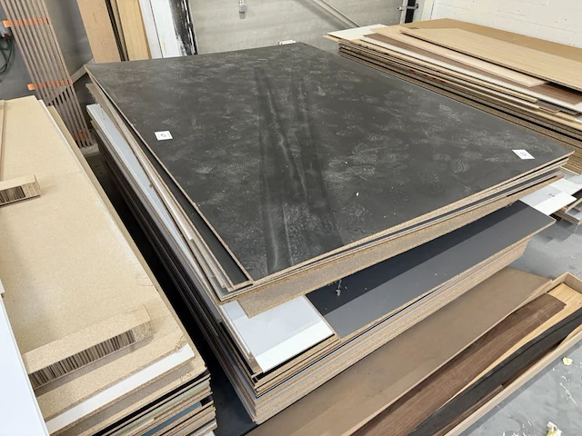 Lot platen, betonplex, vezelplaten etc - afbeelding 5 van  9