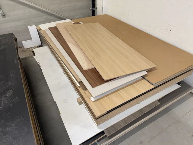 Lot platen, betonplex, vezelplaten etc - afbeelding 7 van  9