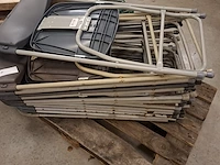 Lot plooistoelen - afbeelding 1 van  1