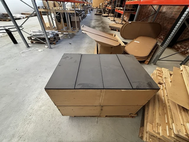Lot presentatie blokken + 2 mdf kasten - afbeelding 3 van  5