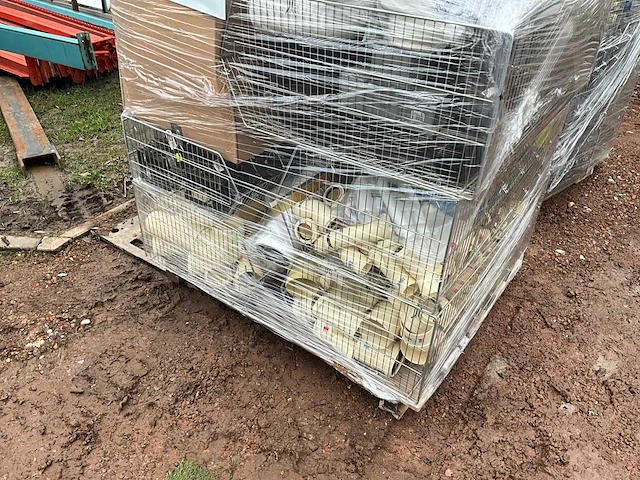 Lot pvc onderdelen - afbeelding 6 van  12