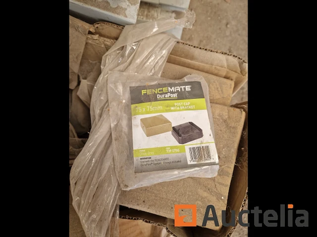 Lot pvc/composiet omheining - afbeelding 8 van  9
