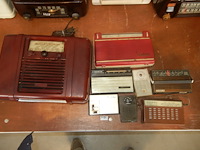 Lot radios transistore en lampenradio - afbeelding 2 van  2