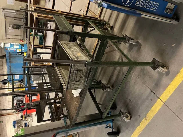 Lot rekken en karren (15 stuks) - afbeelding 15 van  16