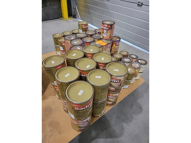 Lot sadolin vernis - afbeelding 1 van  4