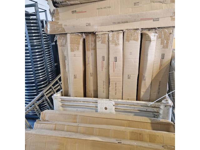 Lot salontafels met productiefout (groot lot) - afbeelding 3 van  3