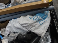 Lot sanitair toebehoren - afbeelding 4 van  6