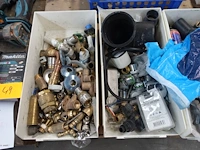 Lot sanitair toebehoren - afbeelding 2 van  6