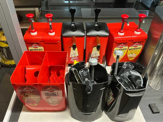 Lot sauspompen overige restaurantinrichting (7x) - afbeelding 2 van  2