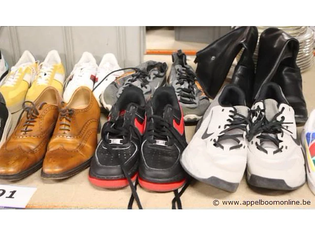 Lot schoenen - afbeelding 2 van  4