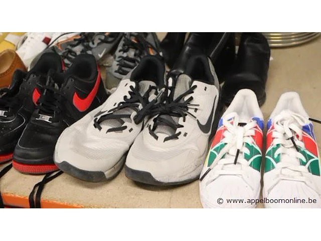Lot schoenen - afbeelding 3 van  4