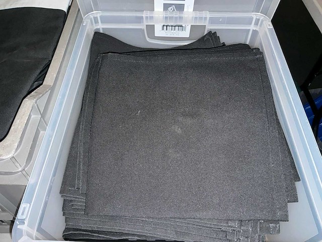Lot schorten en servietten - afbeelding 2 van  8