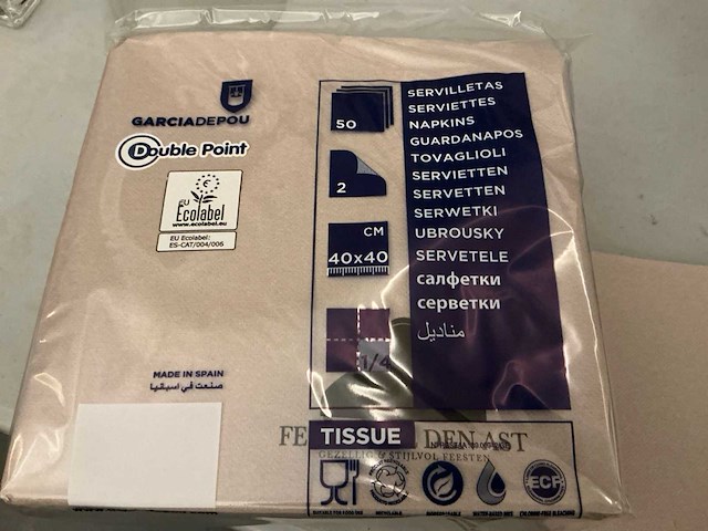 Lot schorten en servietten - afbeelding 8 van  8