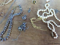 Lot sieraden - afbeelding 2 van  5