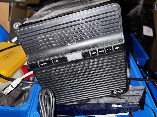 Lot sorteerbakken met inhoud - afbeelding 15 van  17