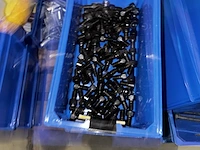 Lot sorteerbakken met inhoud - afbeelding 9 van  17