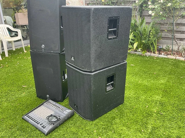 Lot: speakers mackie thumbnail / devine artis / mengpaneel - afbeelding 1 van  9