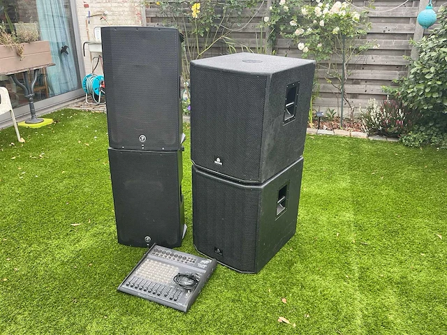 Lot: speakers mackie thumbnail / devine artis / mengpaneel - afbeelding 2 van  9